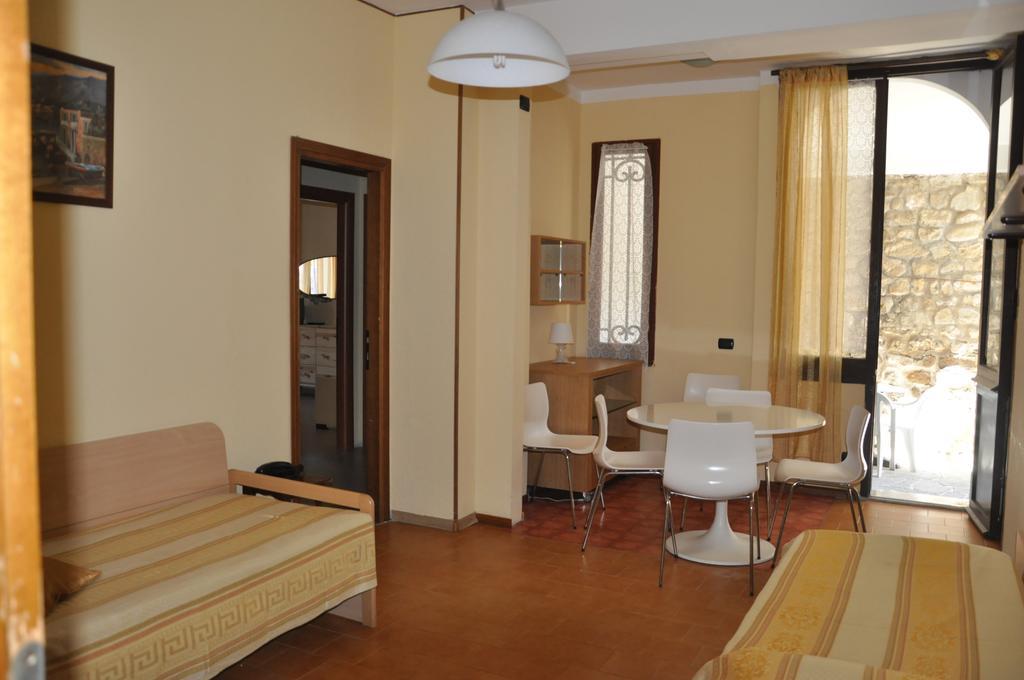 Hotel Residence Moneglia Exterior photo